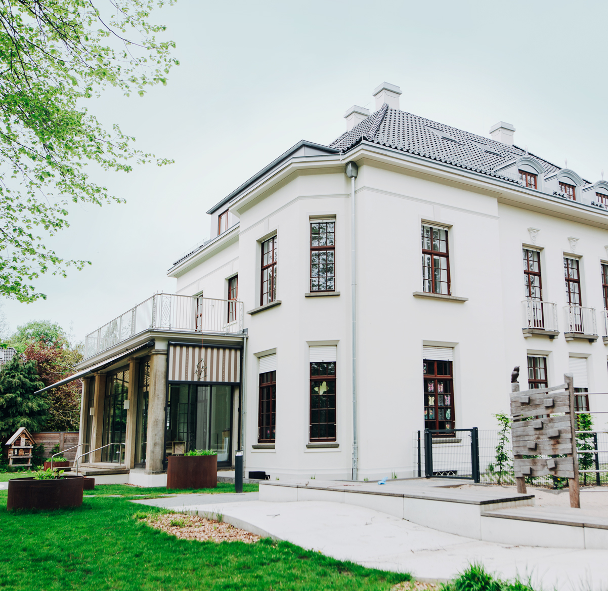 Villa Pavenstedt Seitenansicht